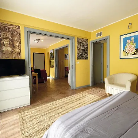 Euphorbia Lejlighedshotel Lecce